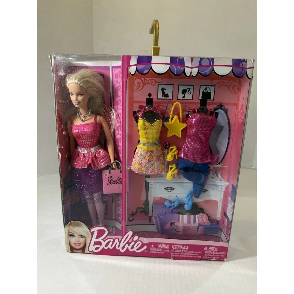 Barbie Doll & Fashions N8820 X4861 Mattel 2011 With Extra Outfits Read Descriptn